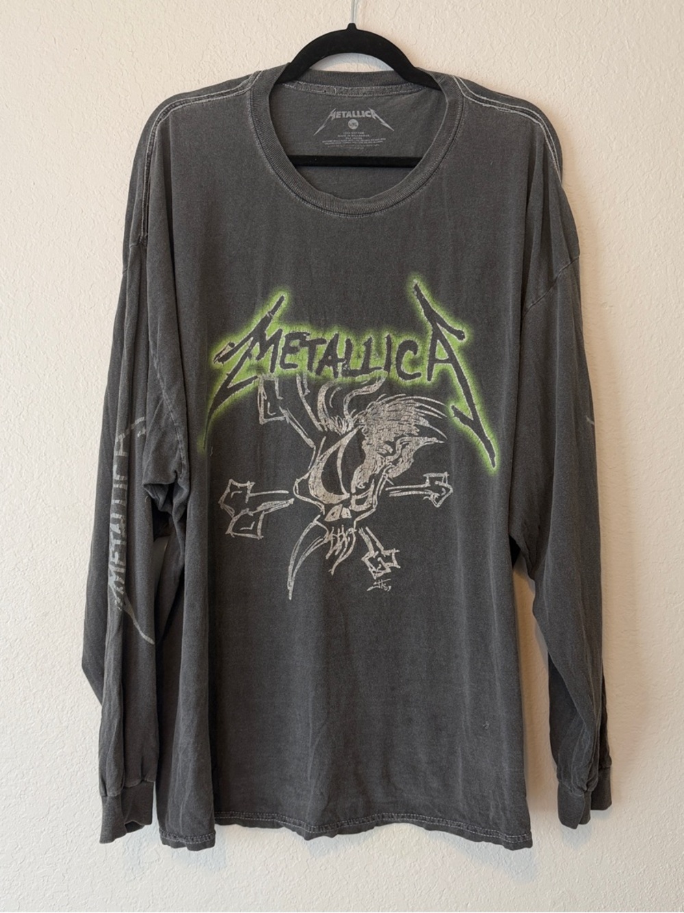 Metallica Vintage Long Sleeve Graphic Tee - Charcoal with Neon Green Logo